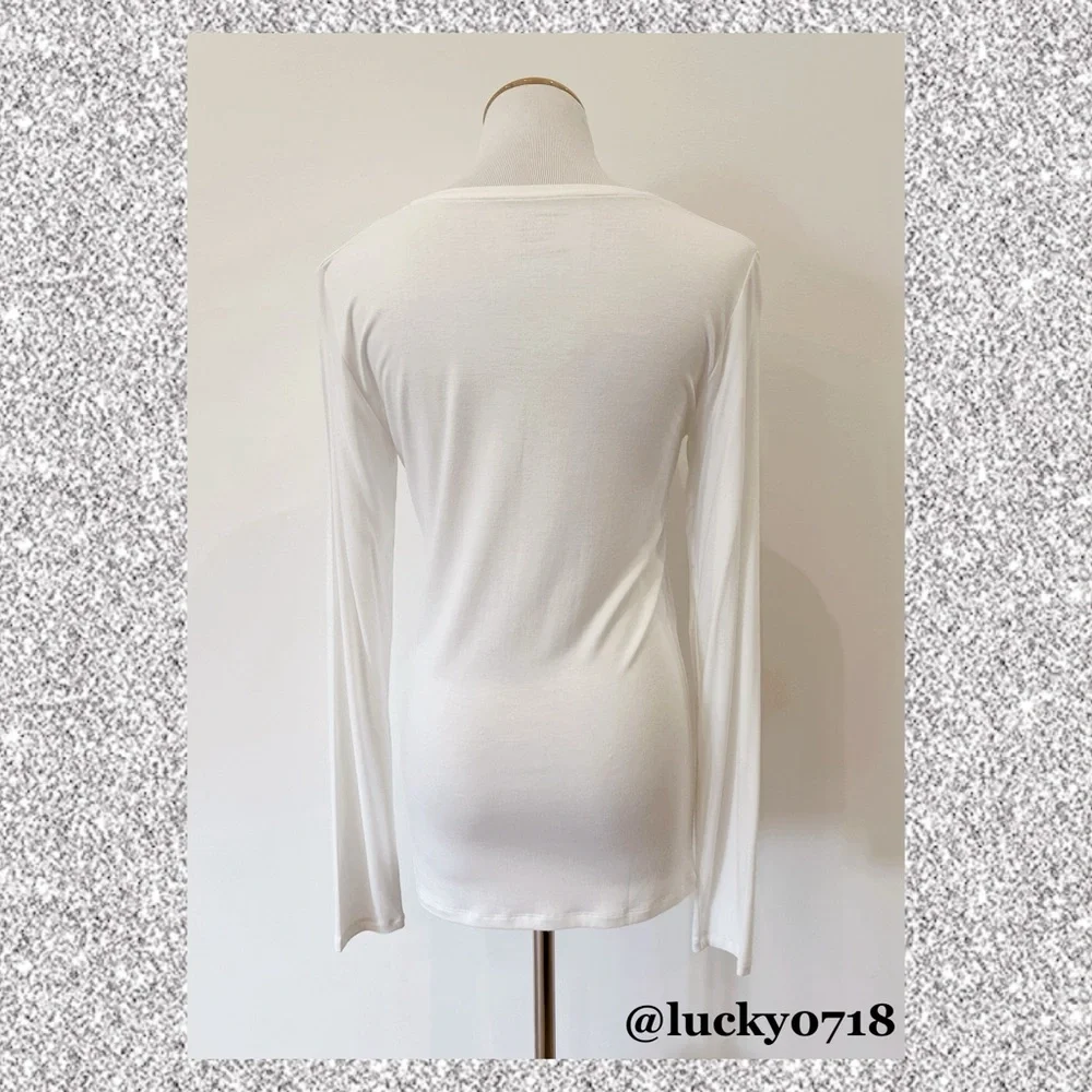 Majestic Filatures NWOT White V-Neck Long Sleeve Tee Sz 2 - Picture 6 of 8